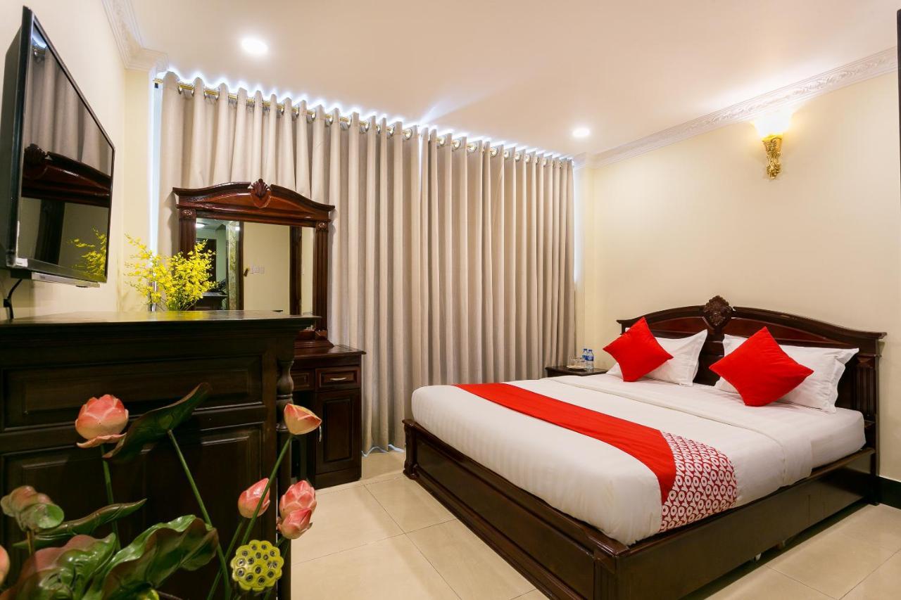 OYO 113 Horizon Hotel Ho Chi Minh-stad Buitenkant foto