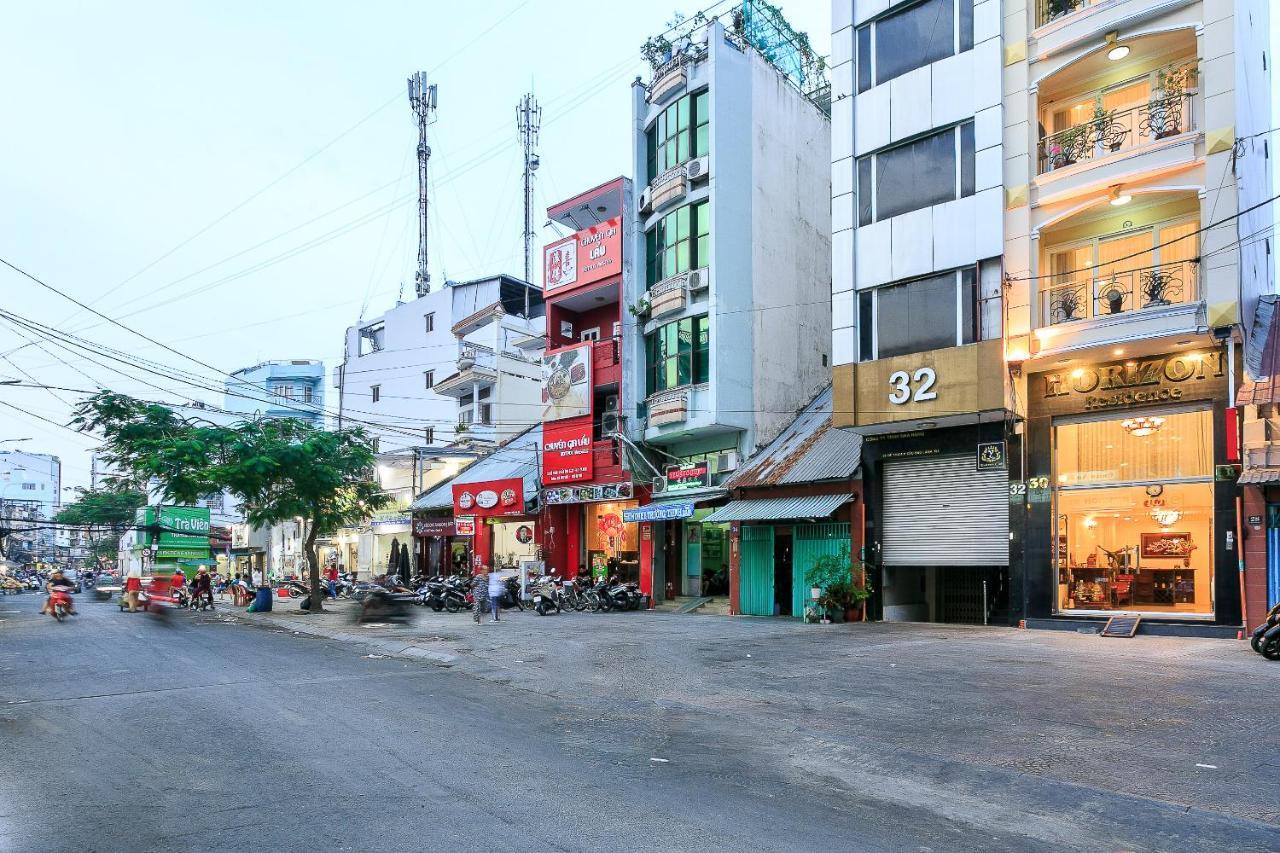 OYO 113 Horizon Hotel Ho Chi Minh-stad Buitenkant foto
