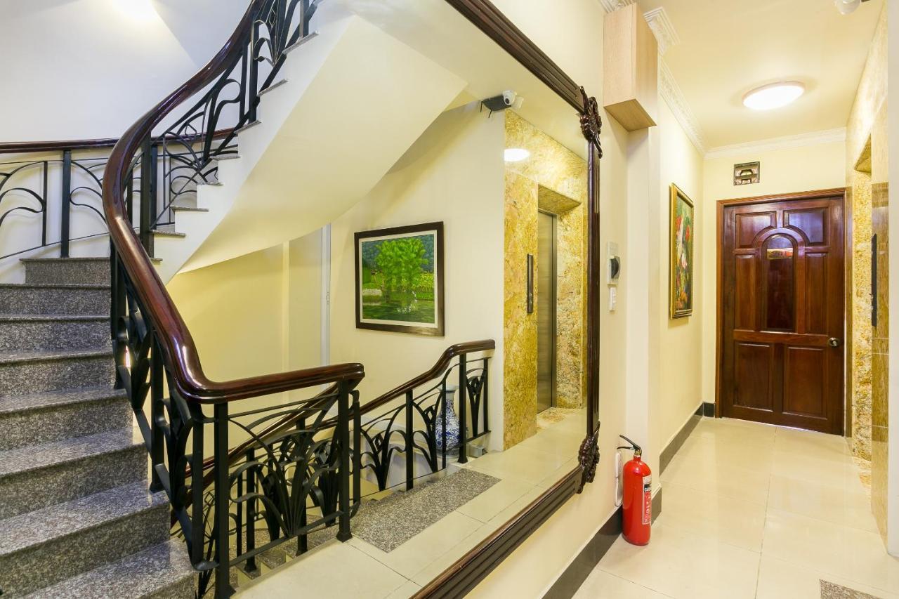 OYO 113 Horizon Hotel Ho Chi Minh-stad Buitenkant foto